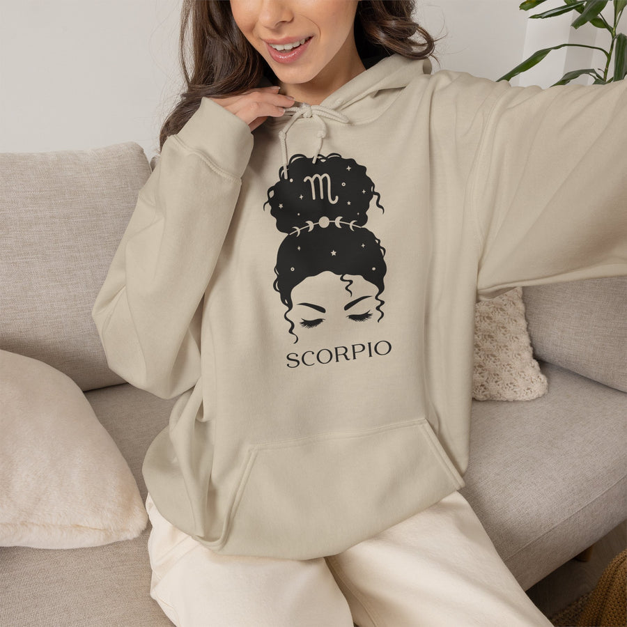 Skorpion Messy Bun Hoodie